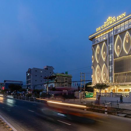 De Crown Inn Jogikuti Dış mekan fotoğraf