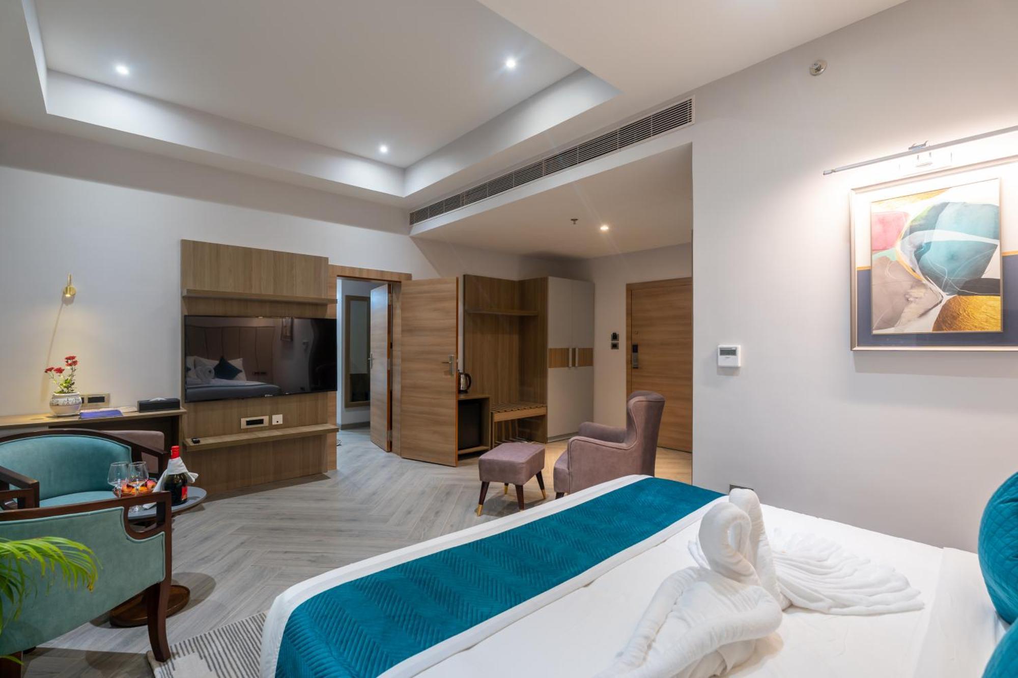 De Crown Inn Jogikuti Dış mekan fotoğraf