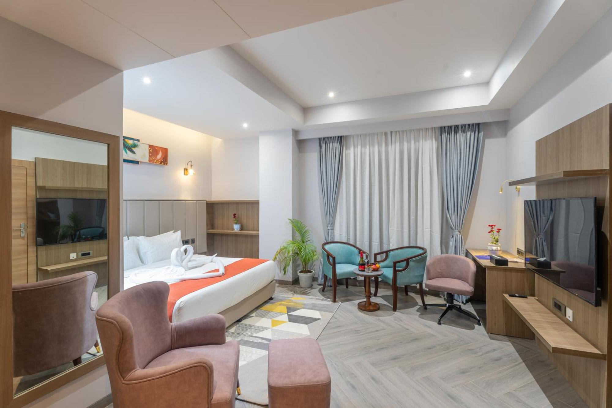 De Crown Inn Jogikuti Dış mekan fotoğraf
